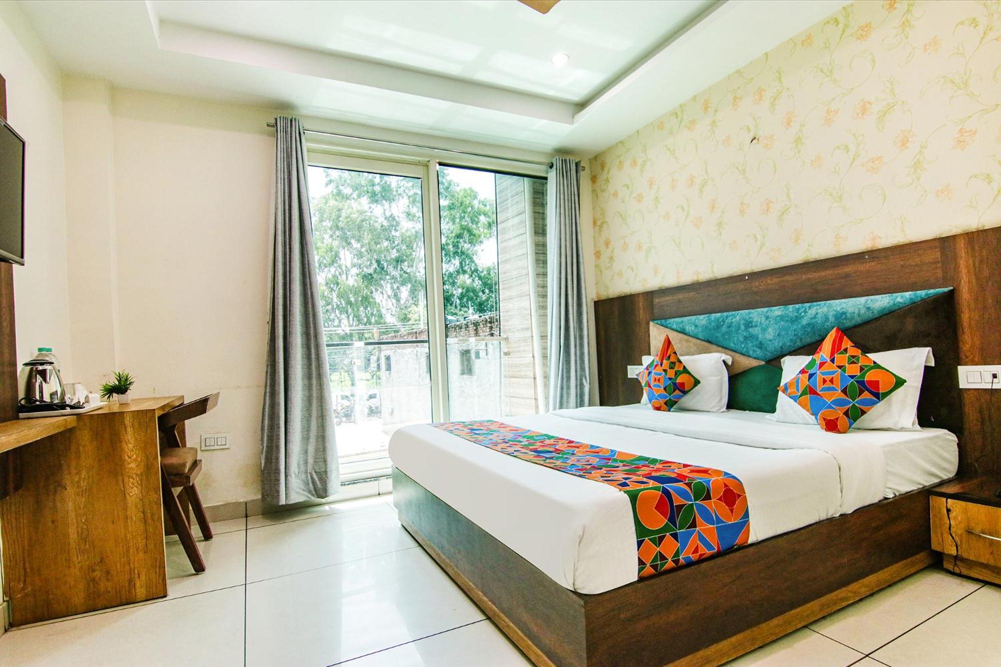 Fabhotel Lime Wood Mohali Exteriér fotografie